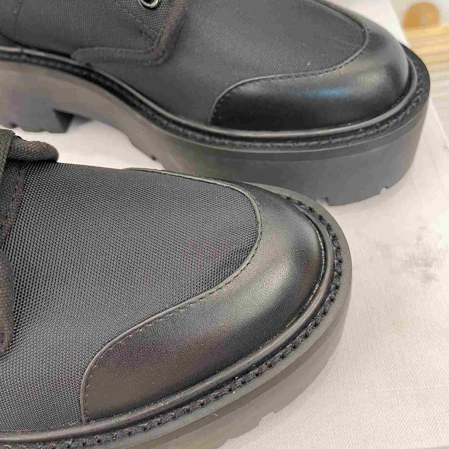 Celine Bulky Laced Up Boot In Nylon And Shiny Bull - PerfectKickZ