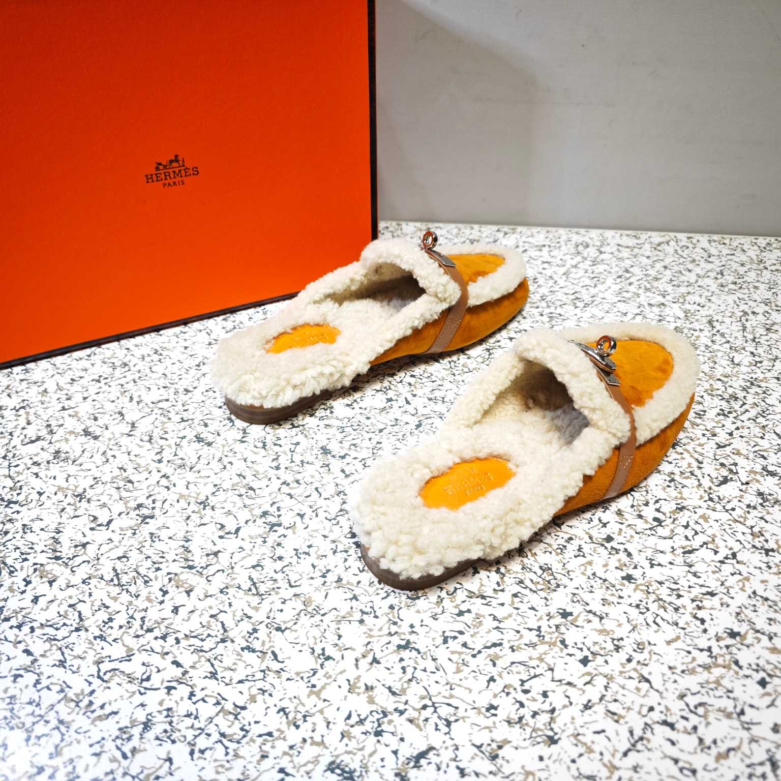 Hermes Oz Mule - PerfectKickZ
