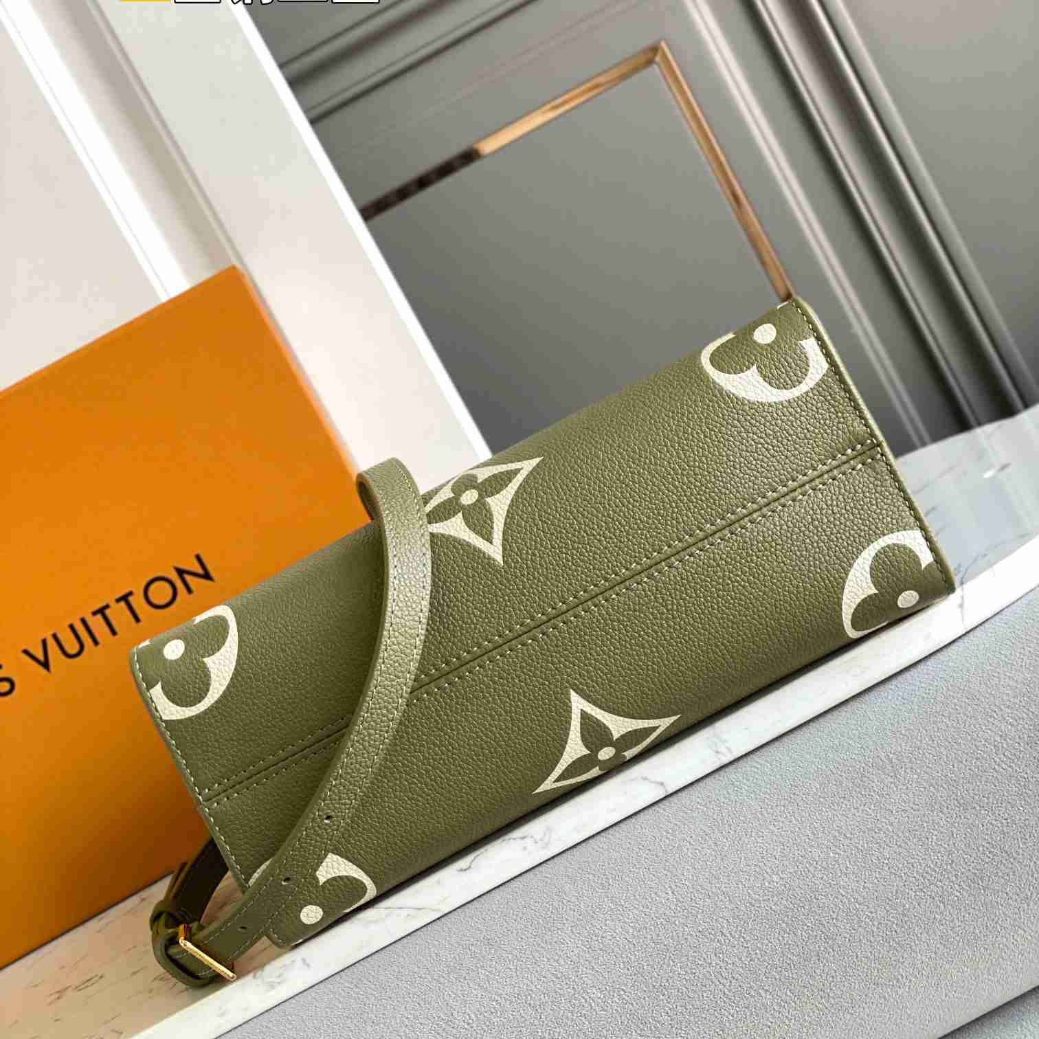 Louis Vuitton OnTheGo PM (25-19-11.5cm)  M46647 - PerfectKickZ
