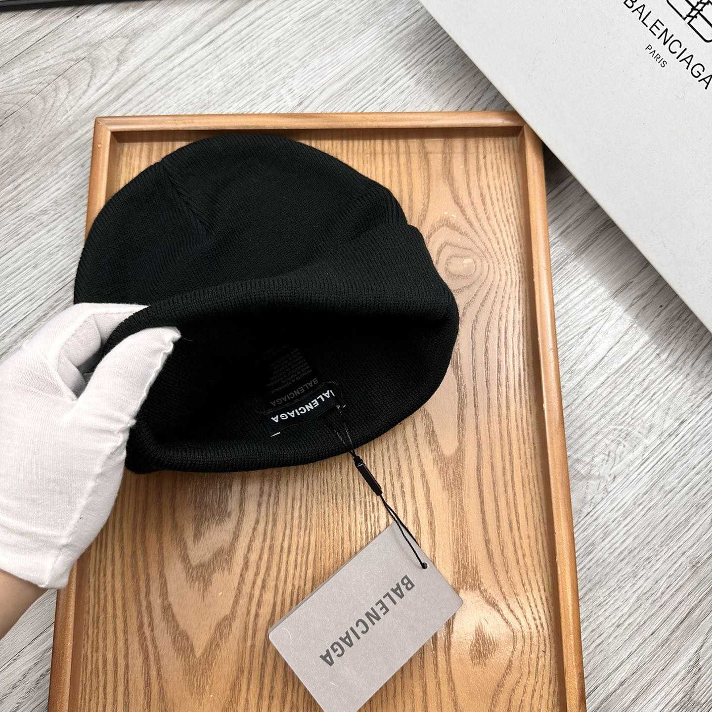 Balenciag Beanie  - PerfectKickZ