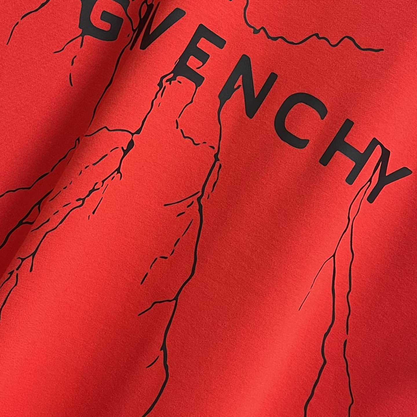 Givenchy Boxy Fit T-shirt In Cotton With Reflective Artwork - PerfectKickZ