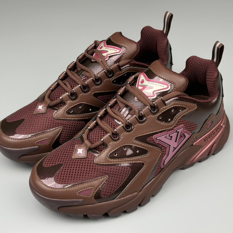 Louis Vuitton LV Runner Tatic Sneake  (Upon UK Size) - 