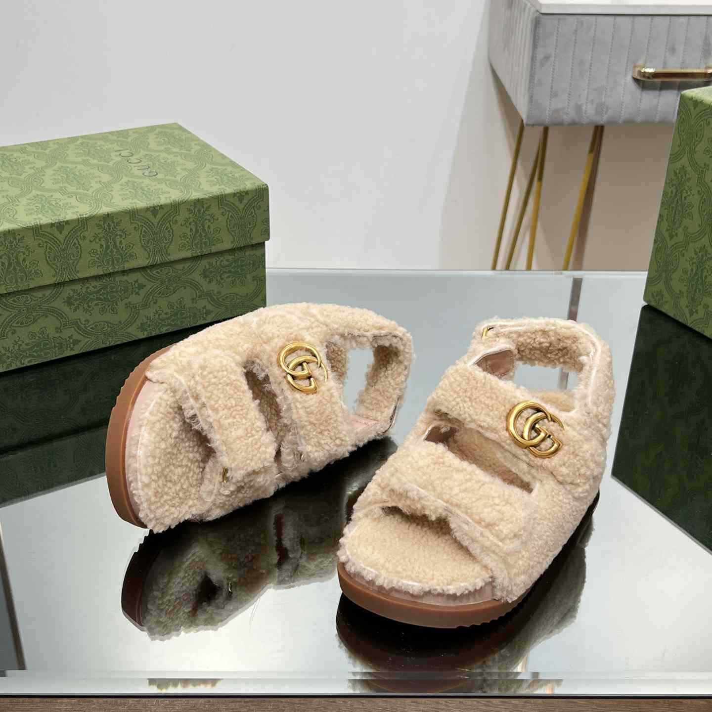 Gucci Women's Double G Sandals - PerfectKickZ