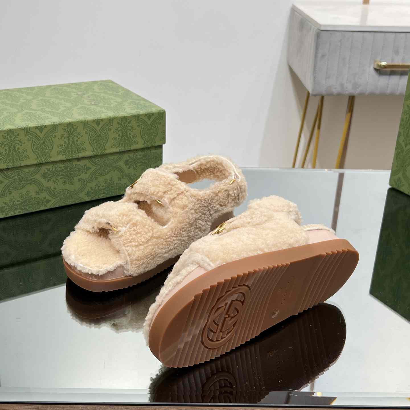 Gucci Women's Double G Sandals - PerfectKickZ