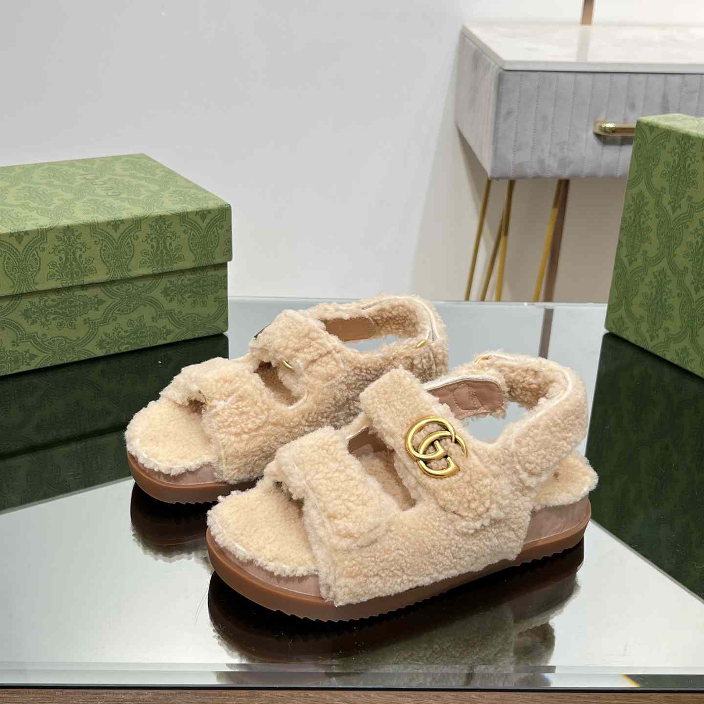 Gucci Women's Double G Sandals - PerfectKickZ
