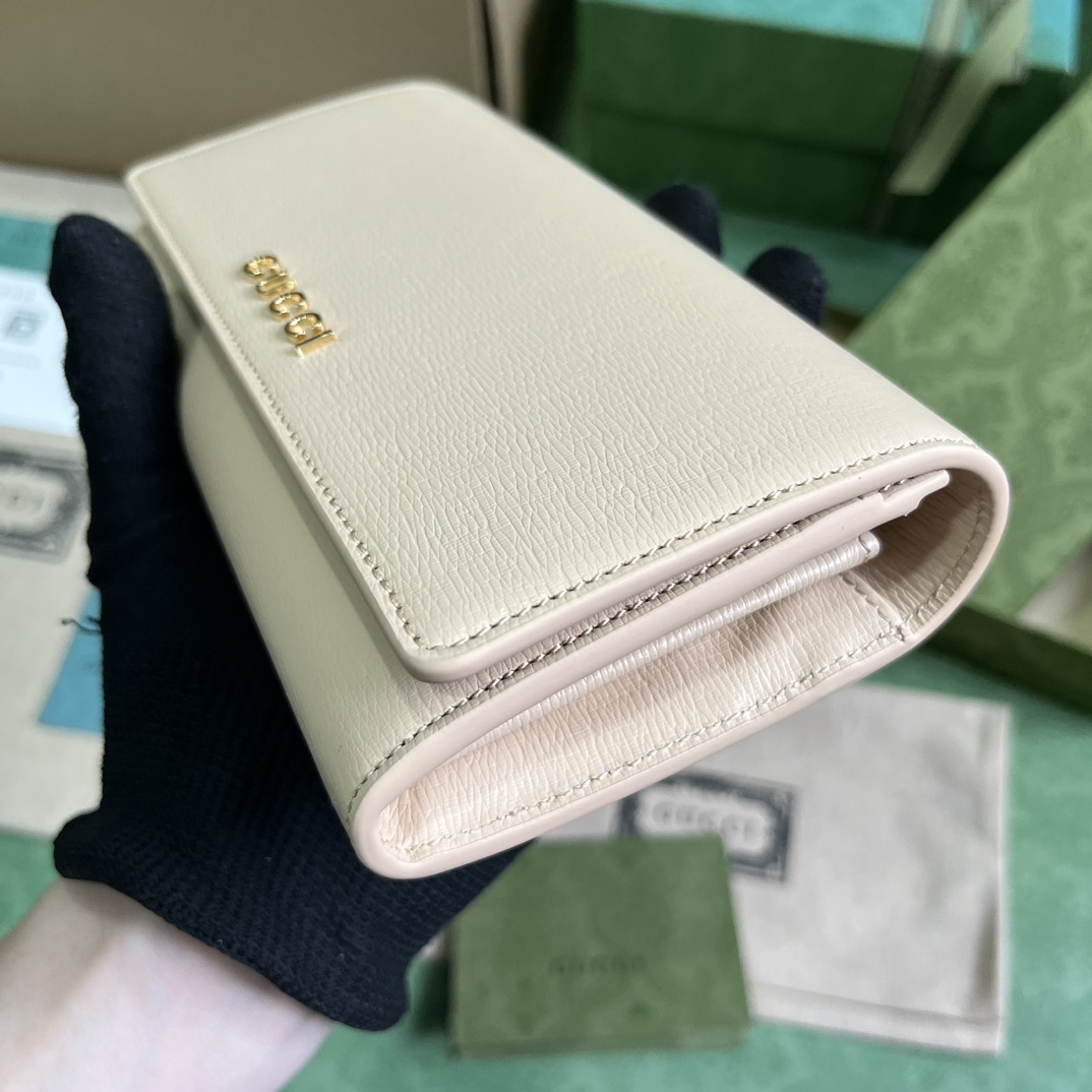 Gucci Continental Wallet With Gucci Script - PerfectKickZ