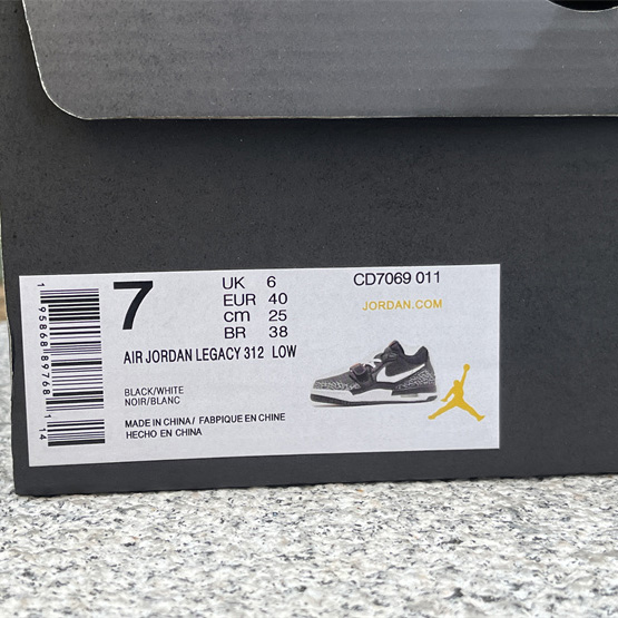 Jordan Legacy 312  Sneaker      CD7069-011 - PerfectKickZ