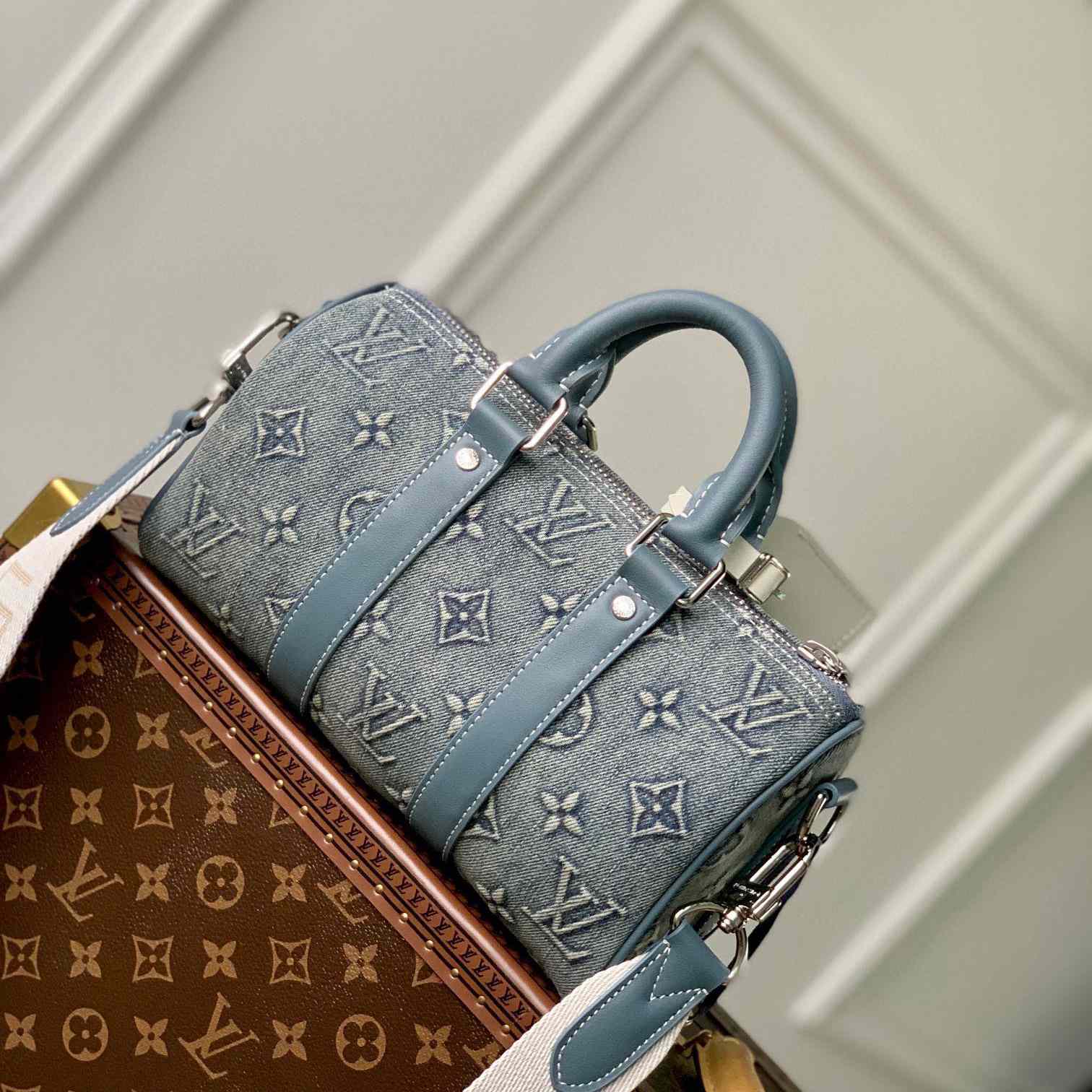 Louis Vuitton Keepall Bandoulière 25   M22762 - PerfectKickZ