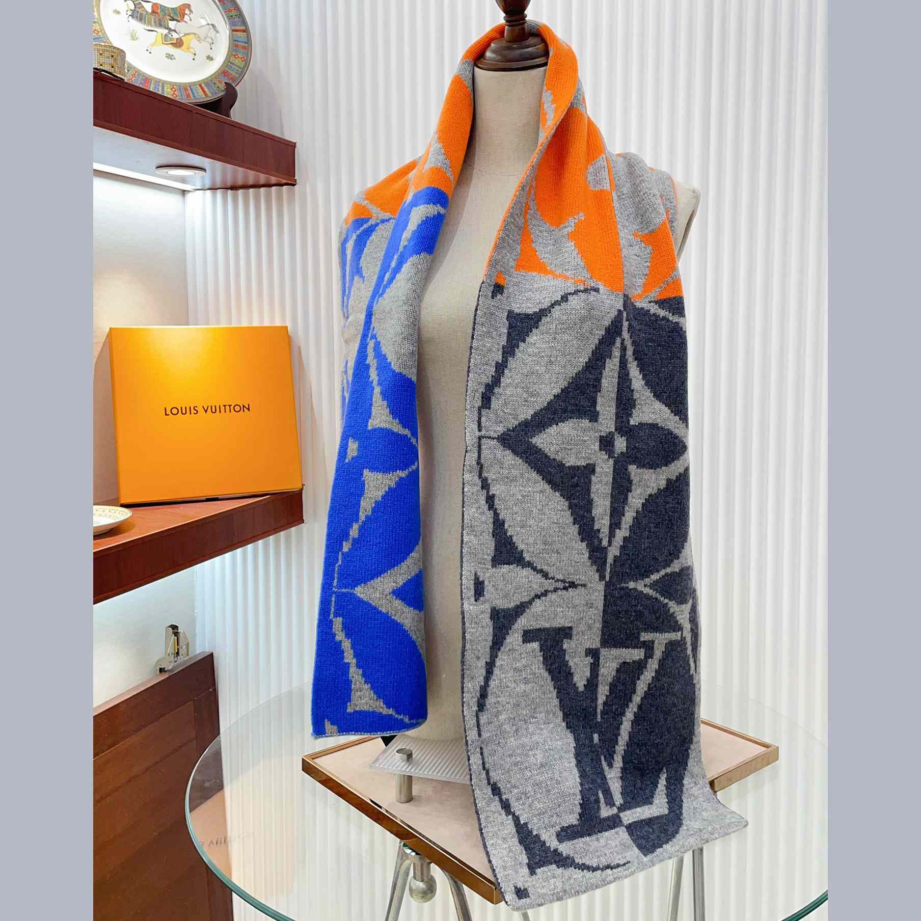 Louis Vuitton Rib Flower Scarf     M78005 - PerfectKickZ