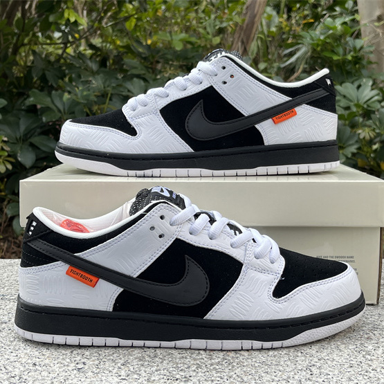 Tightbooth x Nike SB Dunk Low Sneaker      FD2629-100 - PerfectKickZ