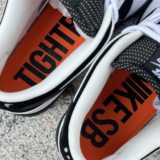 Tightbooth x Nike SB Dunk Low Sneaker      FD2629-100 - PerfectKickZ