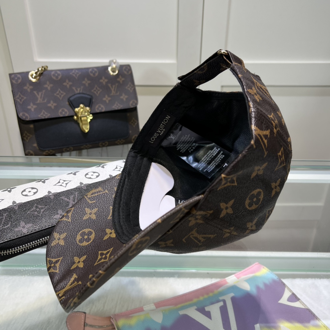 Louis Vuitton Monogram Cap - PerfectKickZ