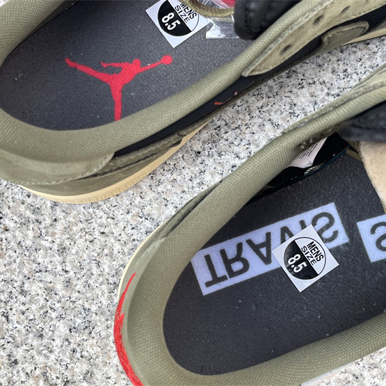 Travis Scott x Air Jordan 1 Low OG Sneaker      DM7866-002 - PerfectKickZ