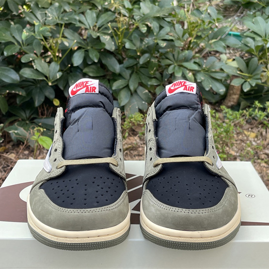 Travis Scott x Air Jordan 1 Low OG Sneaker      DM7866-002 - PerfectKickZ
