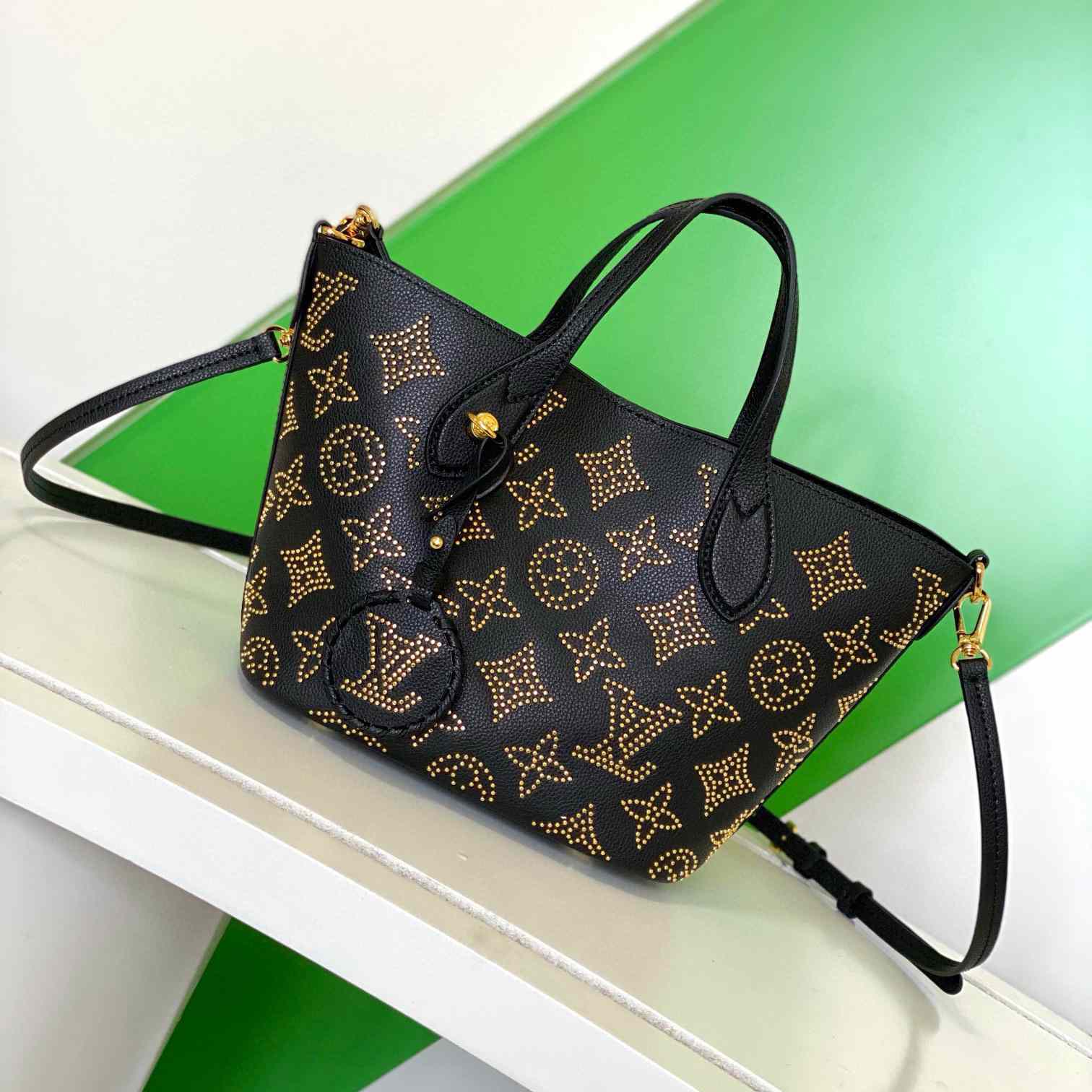 Louis Vuitton Blossom PM  M23393 - PerfectKickZ