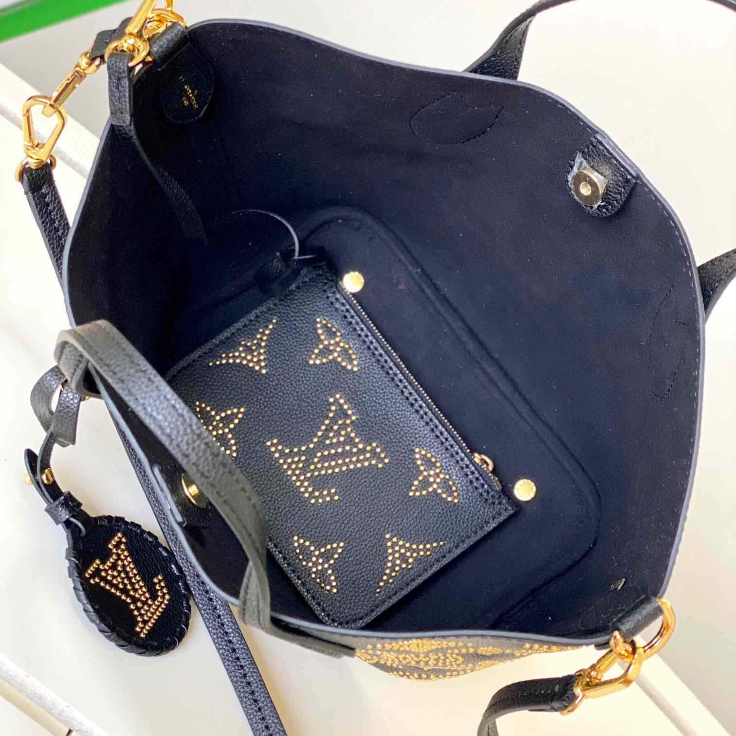 Louis Vuitton Blossom PM  M23393 - PerfectKickZ
