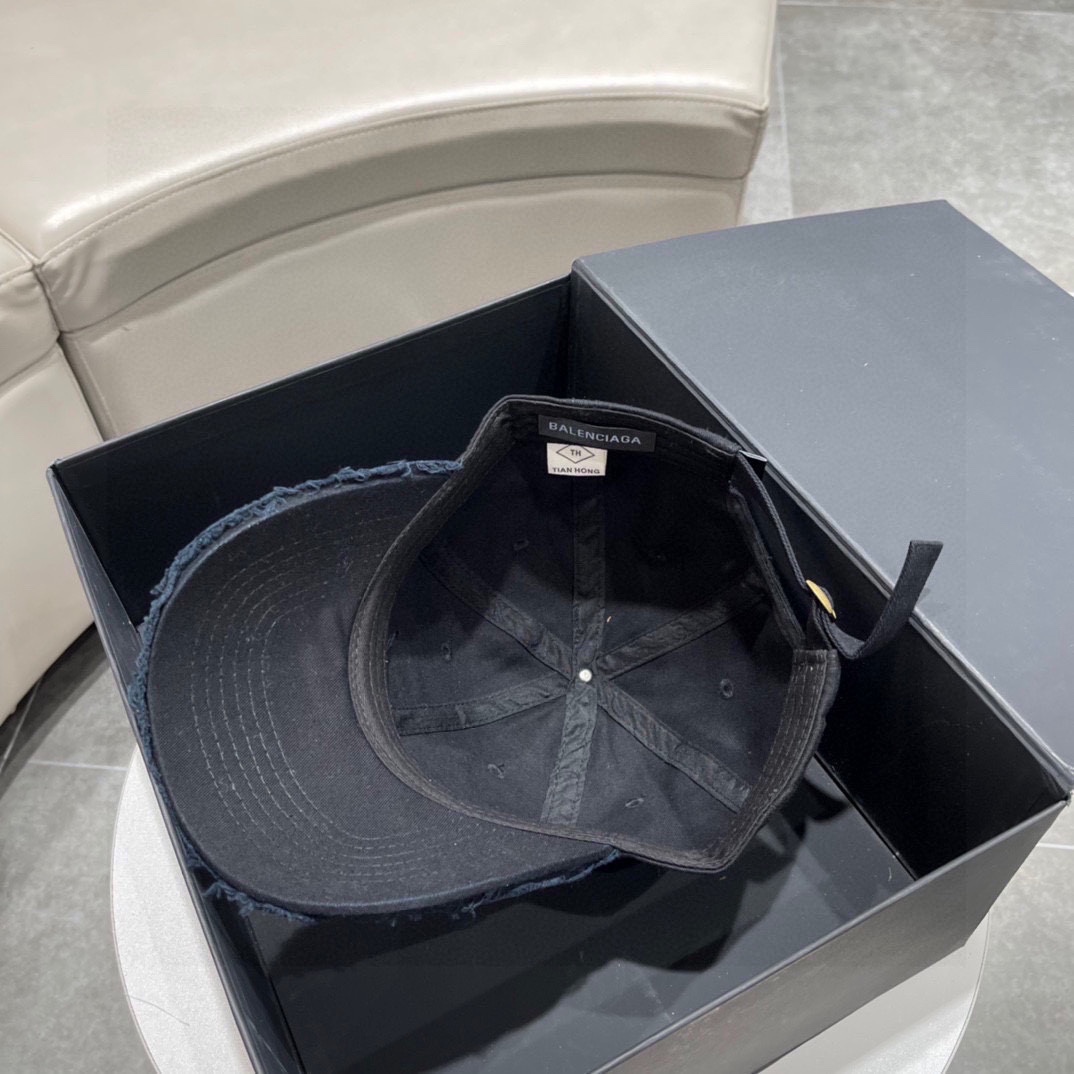 Balenciaga Cap - PerfectKickZ