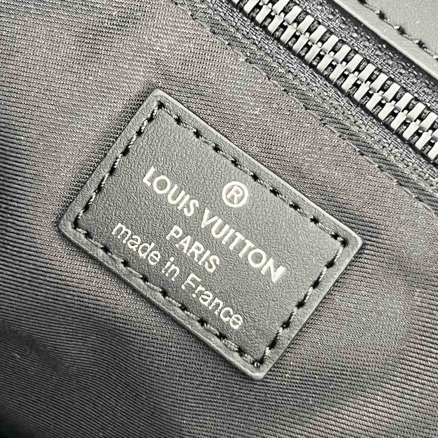 Louis Vuitton Sac Plat NV   M21866 - PerfectKickZ