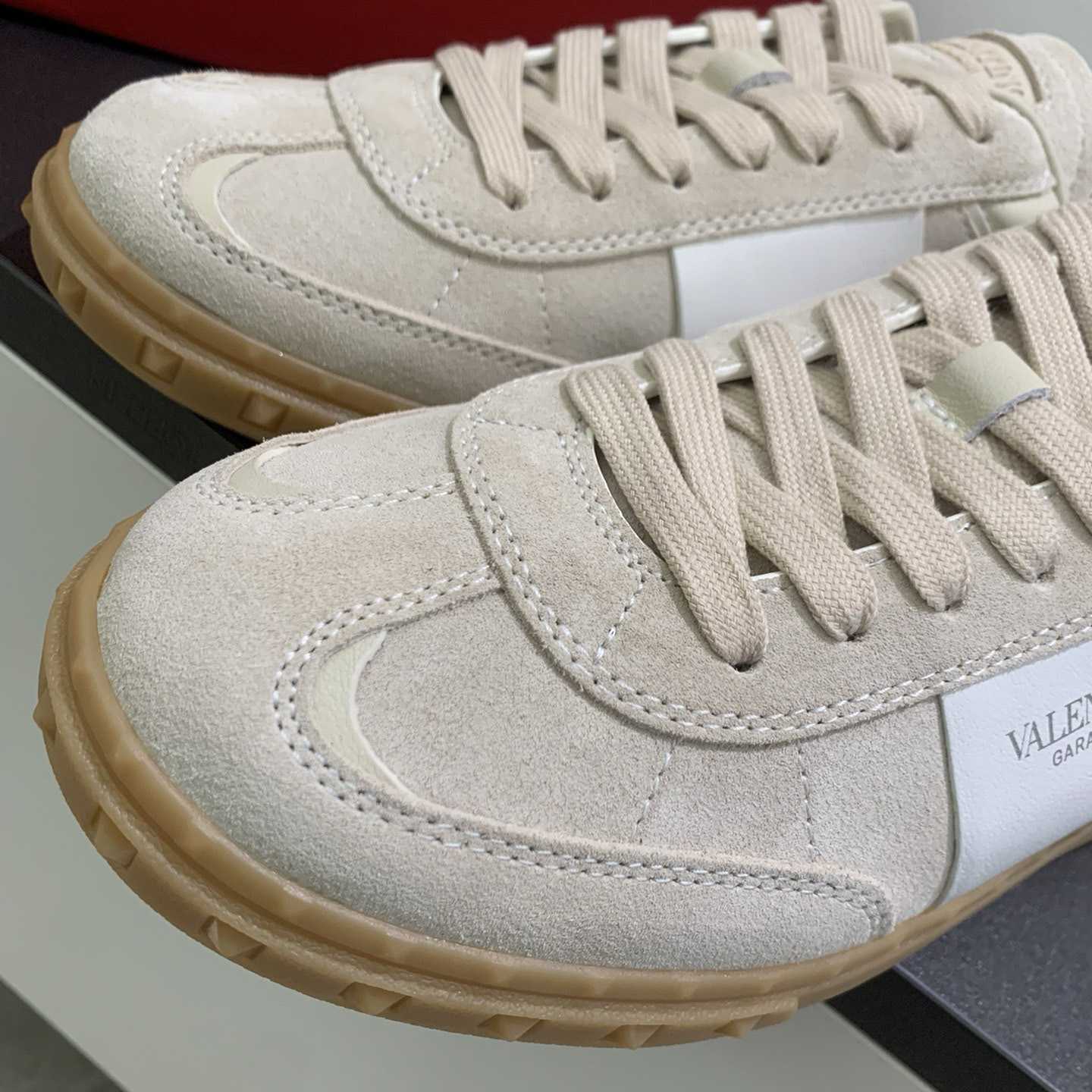 Valenti Garavani Upvillage Lace-up Sneakers - PerfectKickZ
