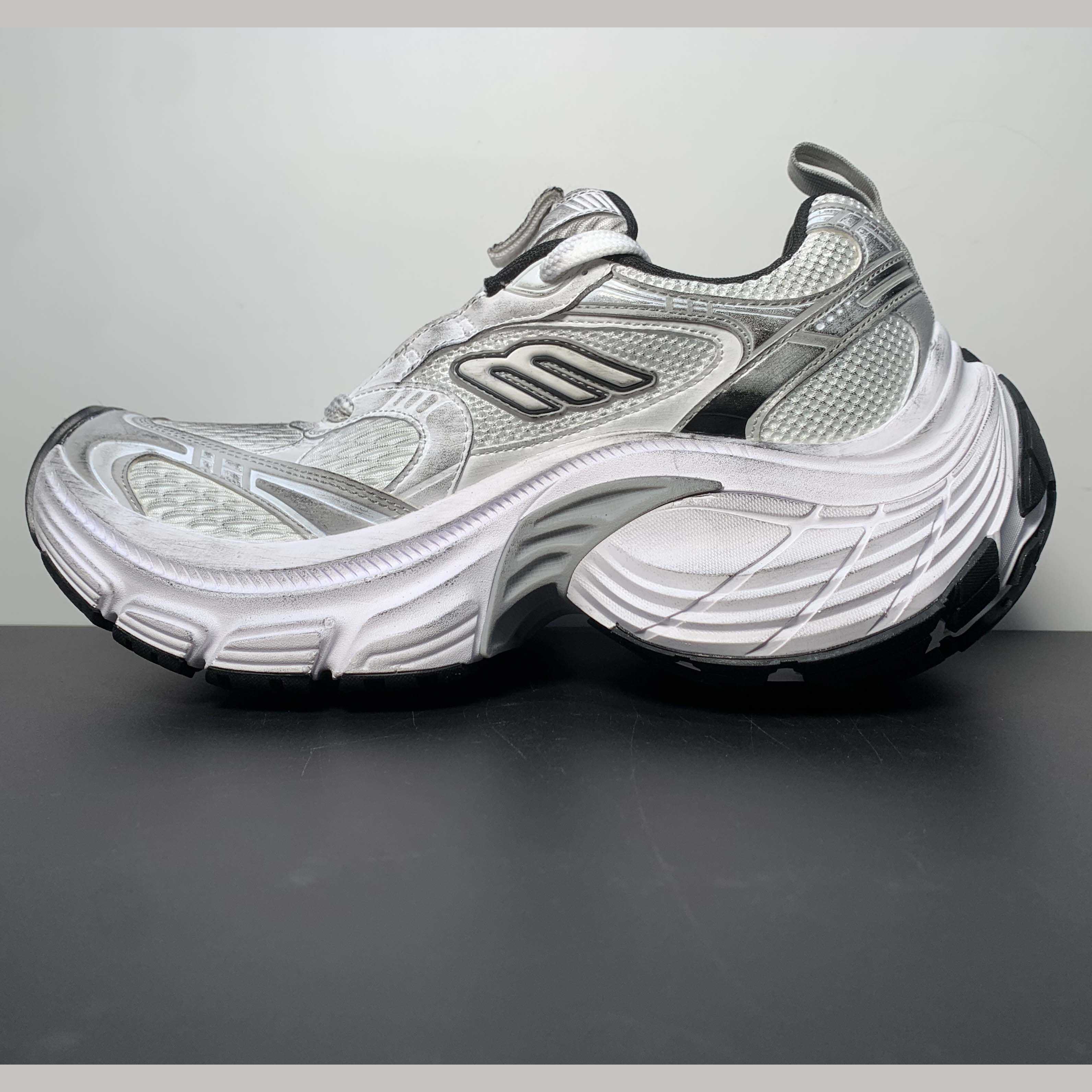 Balenciaga 10XL Sneaker In White/Black/Grey - 