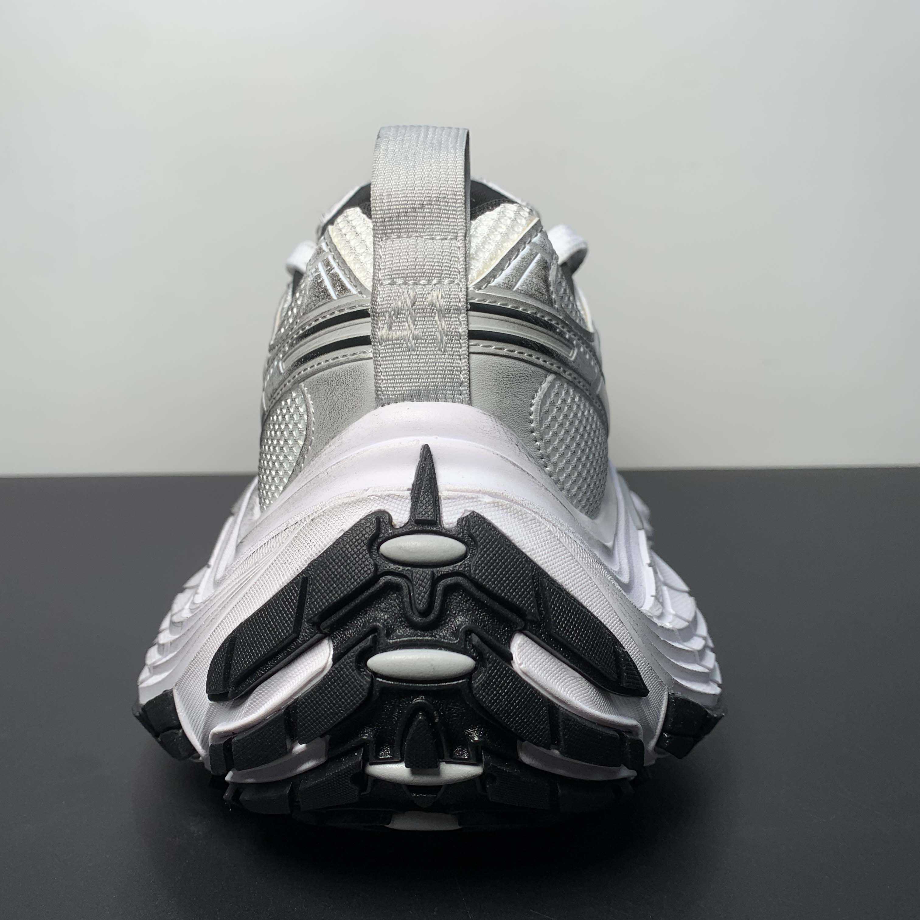 Balenciaga 10XL Sneaker In White/Black/Grey - PerfectKickZ