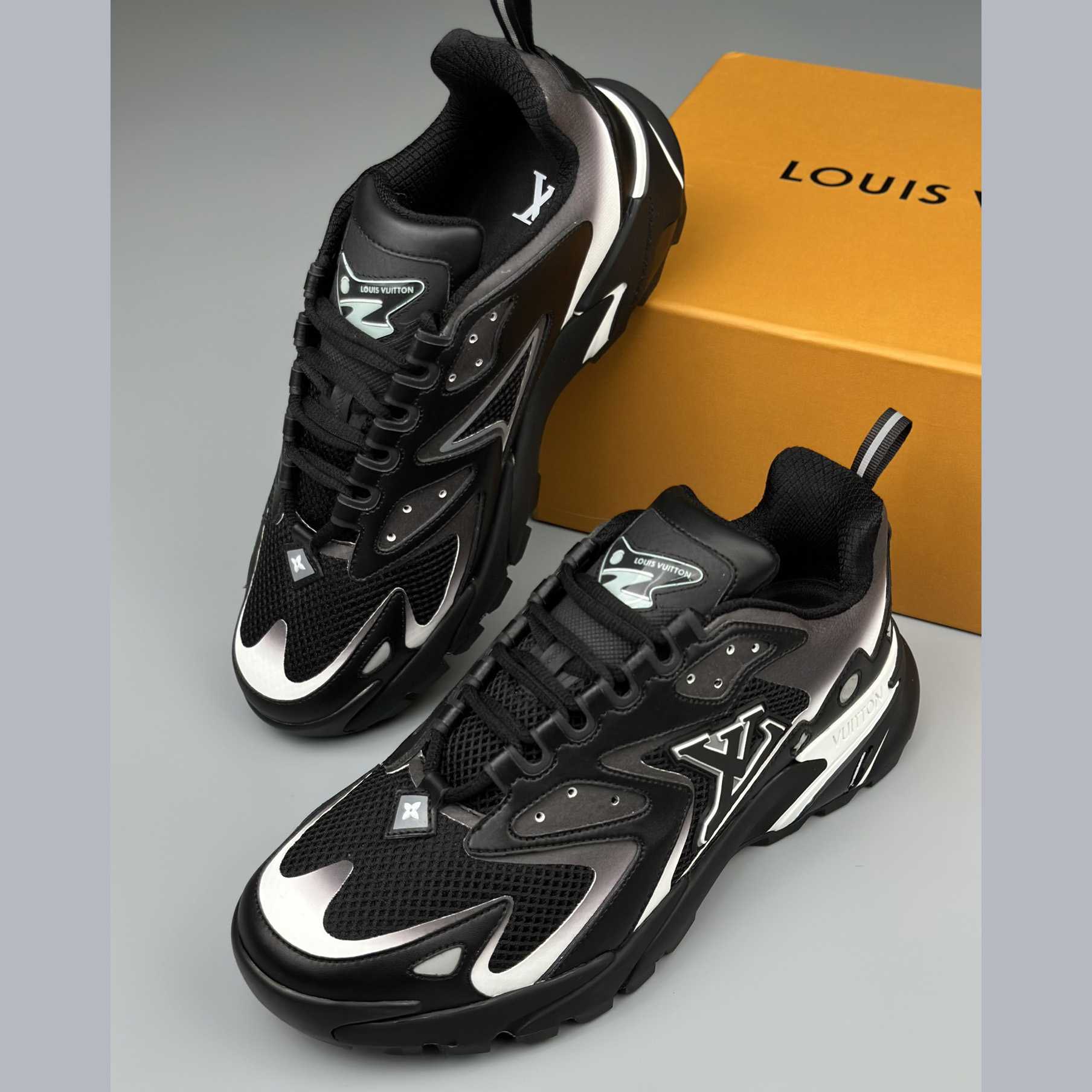 Louis Vuitton LV Runner Tatic Sneaker   (Upon UK Size)     1ACG81 - PerfectKickZ