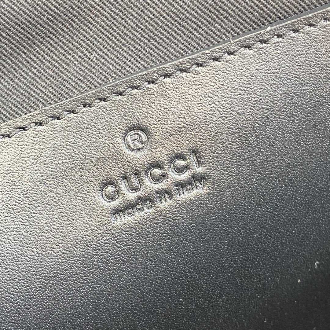 Gucci GG Crossbody Bag - PerfectKickZ