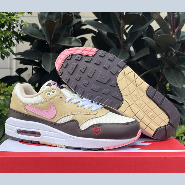 Nike Air Max 1 Sneaker   FZ4346-200 - PerfectKickZ