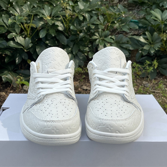 Louis Vuitton X Air Jordan 1 Low Sneaker      1A9V87 - PerfectKickZ