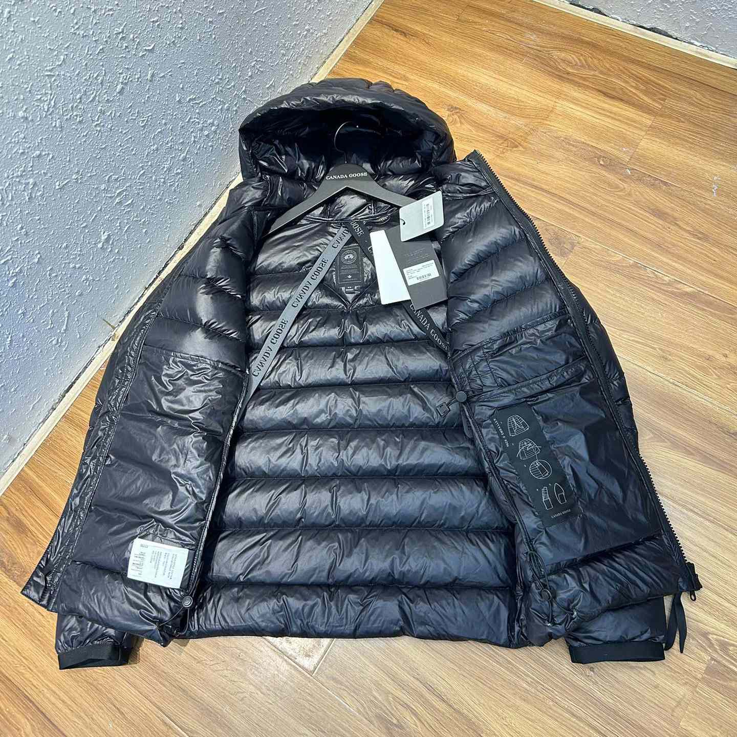 Canada Goose Logo-patch Padded Jacket - PerfectKickZ