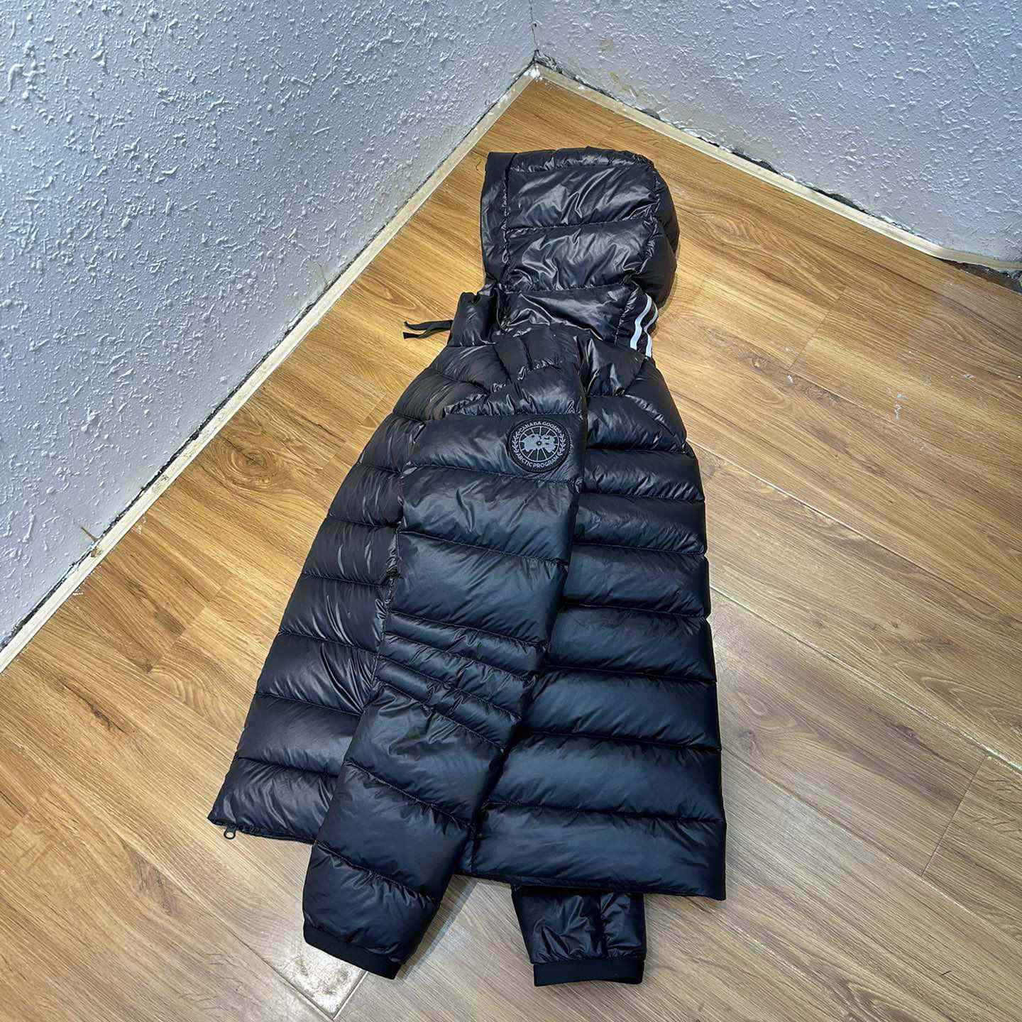 Canada Goose Logo-patch Padded Jacket - PerfectKickZ