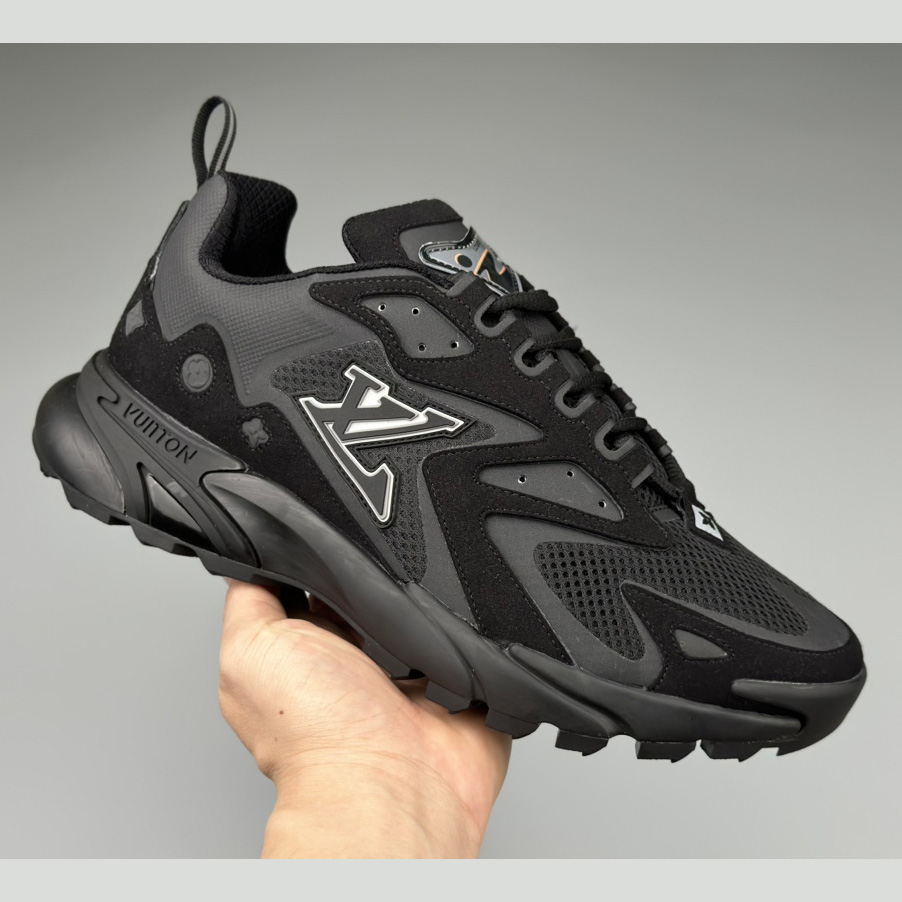Louis Vuitton Runner Tatic Sneaker(Upon UK Size)    1A9UNT - PerfectKickZ