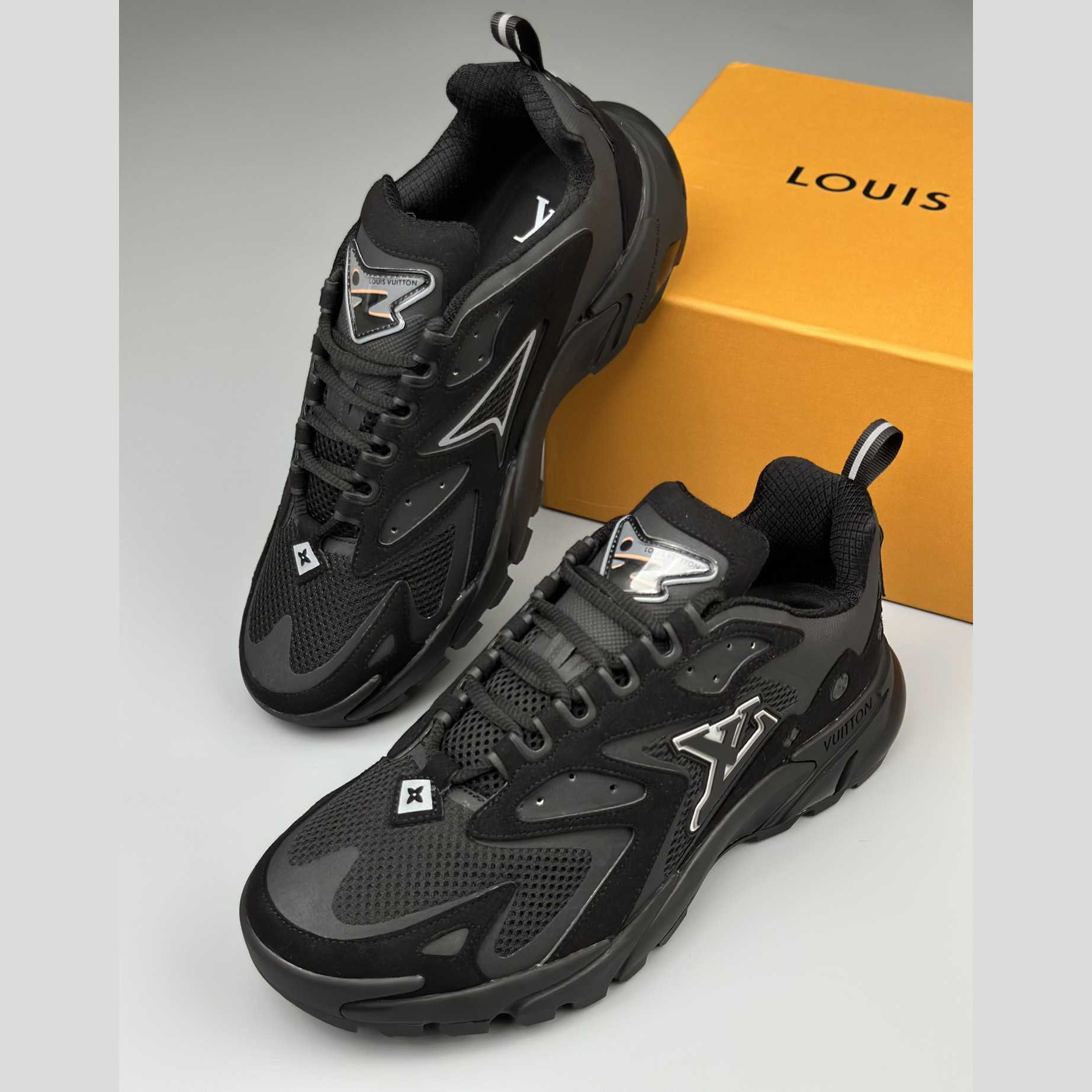 Louis Vuitton Runner Tatic Sneaker(Upon UK Size)    1A9UNT - PerfectKickZ