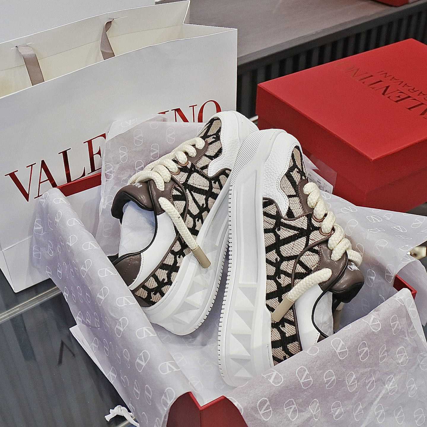 Valenti Garavani One Stud Jacquard Sneakers - PerfectKickZ