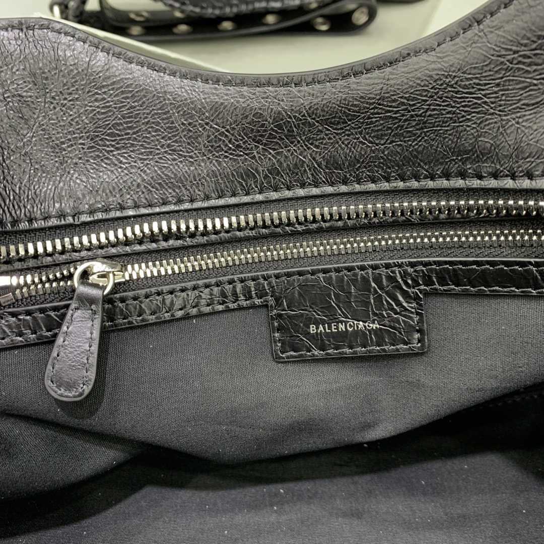 Balenciaga Neo Cagole City Handbag In Black  - PerfectKickZ