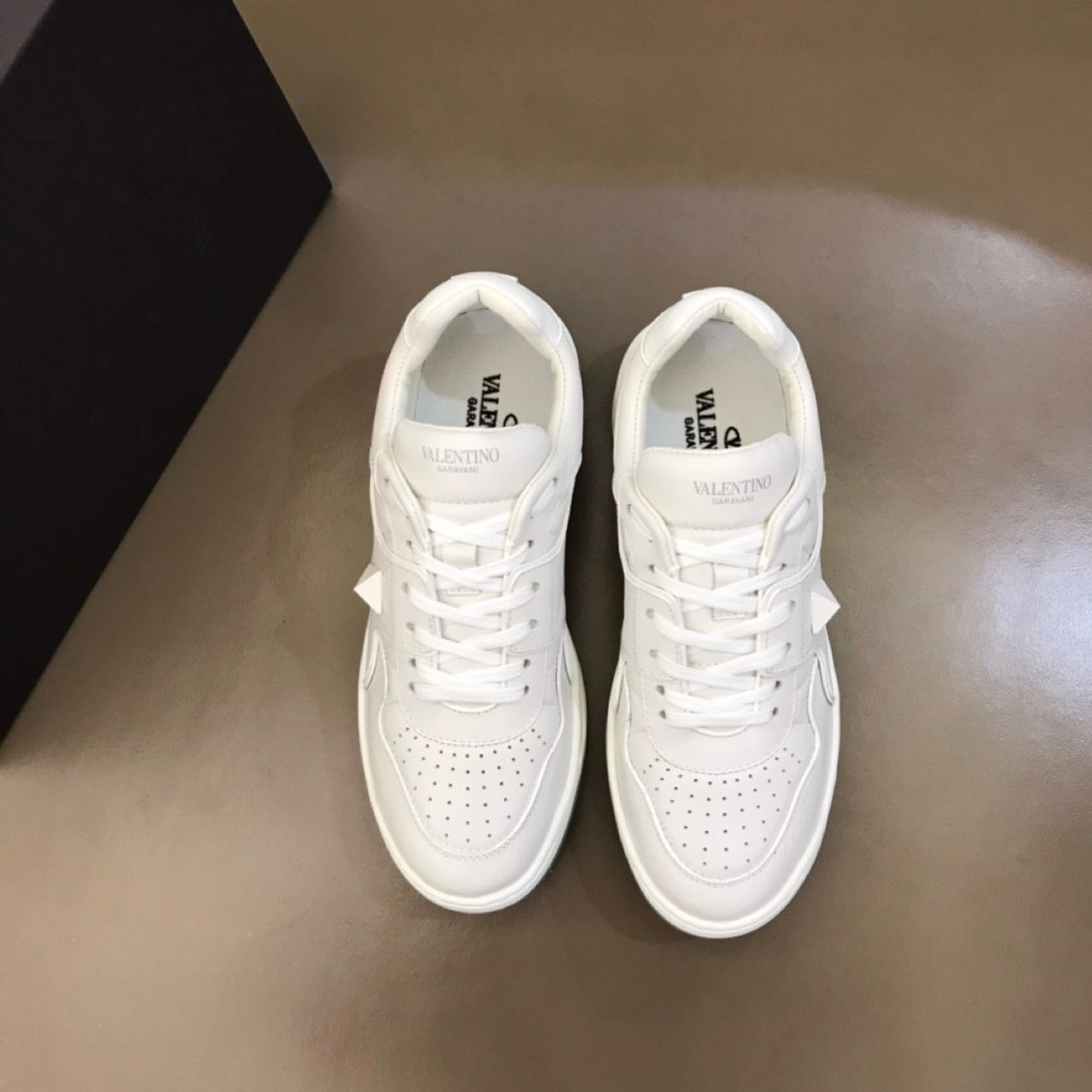 Valenti Sneaker Low-top One Stud In Nappa - PerfectKickZ