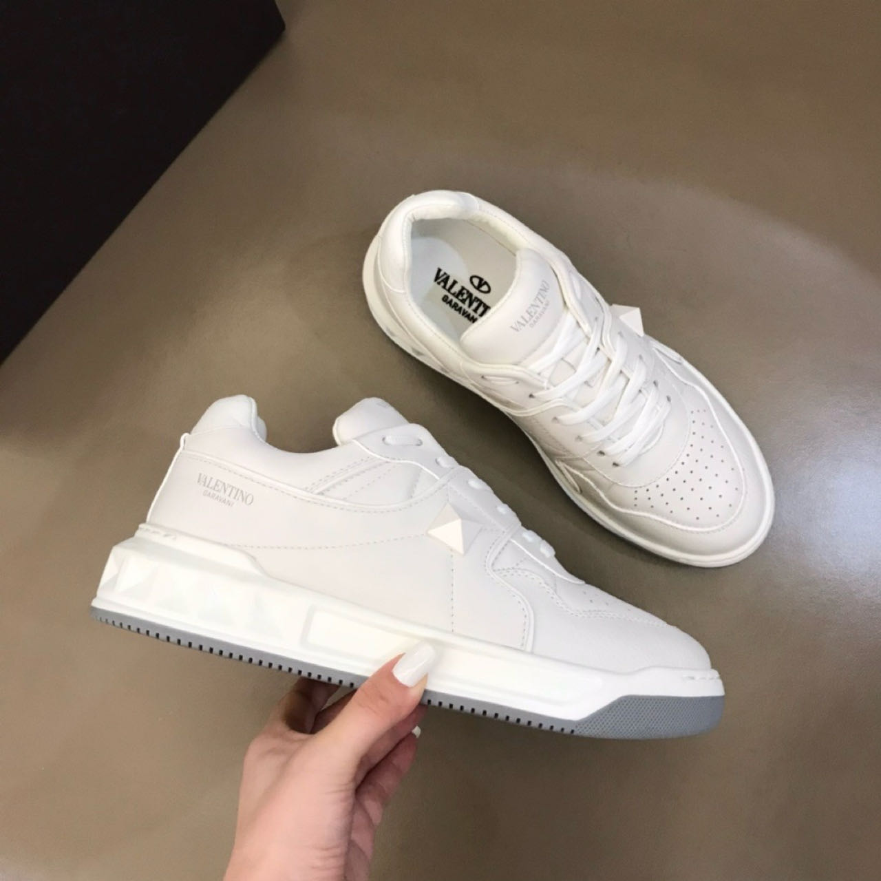 Valenti Sneaker Low-top One Stud In Nappa - PerfectKickZ