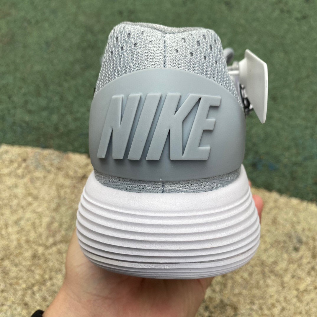 Nike Hyperdunk 2017 Low TB University Sneaker      - PerfectKickZ