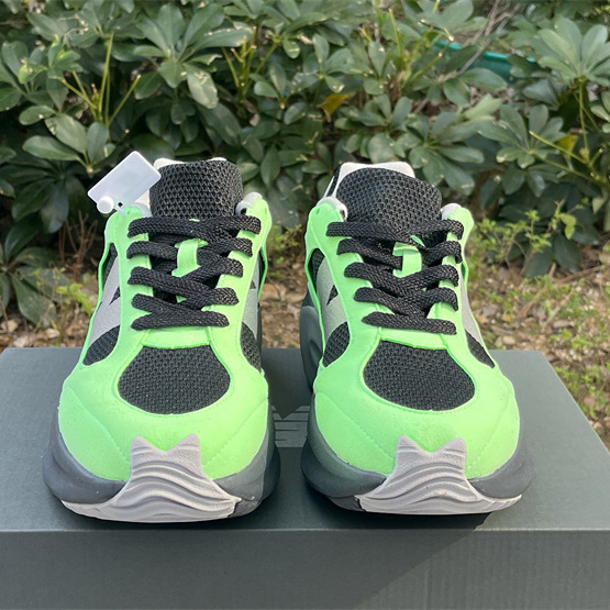 New Balance Warped Runner Sneakers    UWRPDKOM  - PerfectKickZ