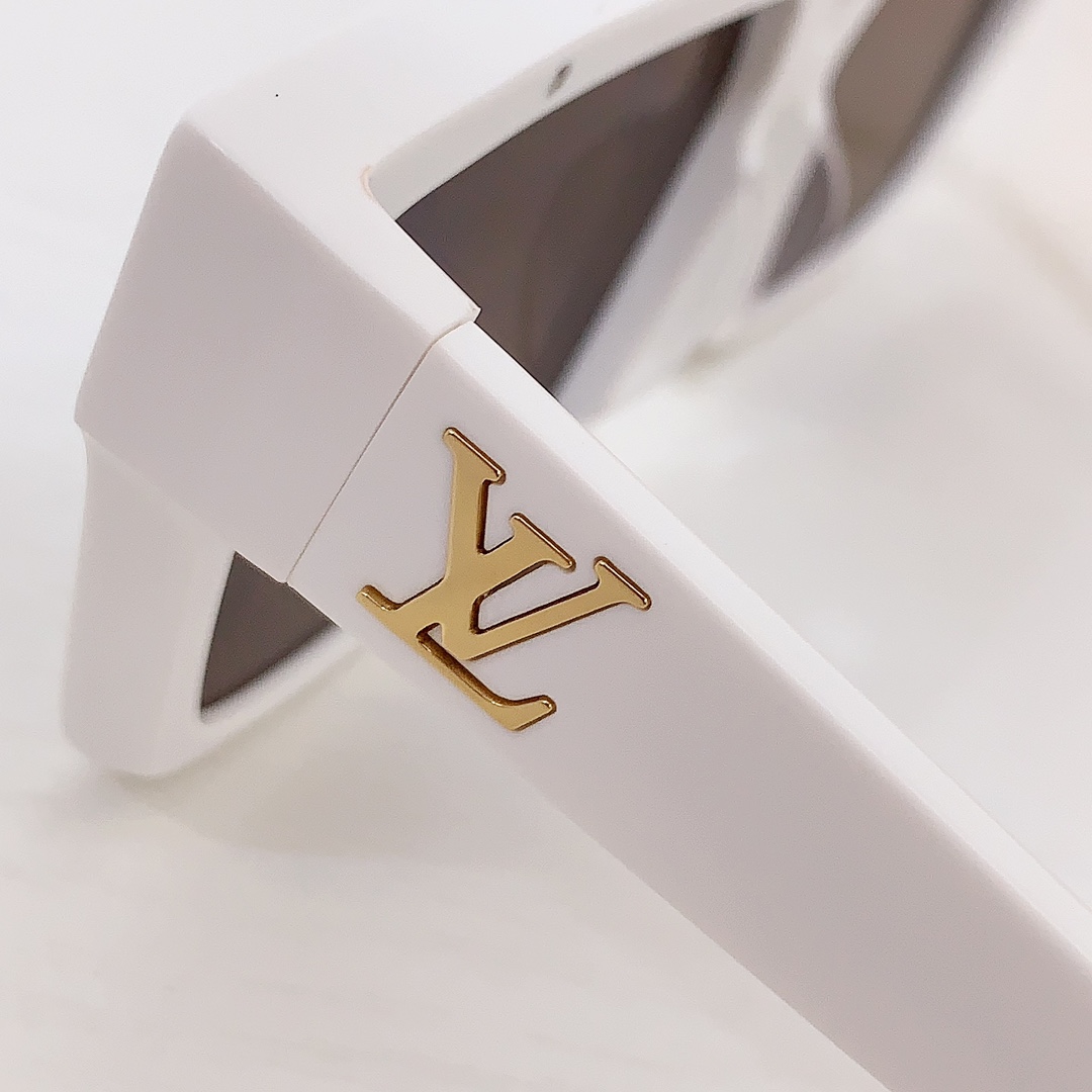 Louis Vuitton 1.1 Evidence Sunglasses   Z1503 - PerfectKickZ