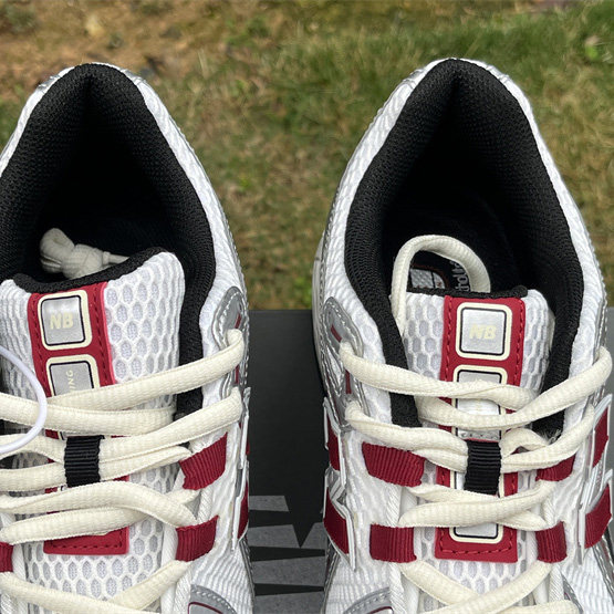New Balance 1906R Sneakers        M1906REA  - PerfectKickZ