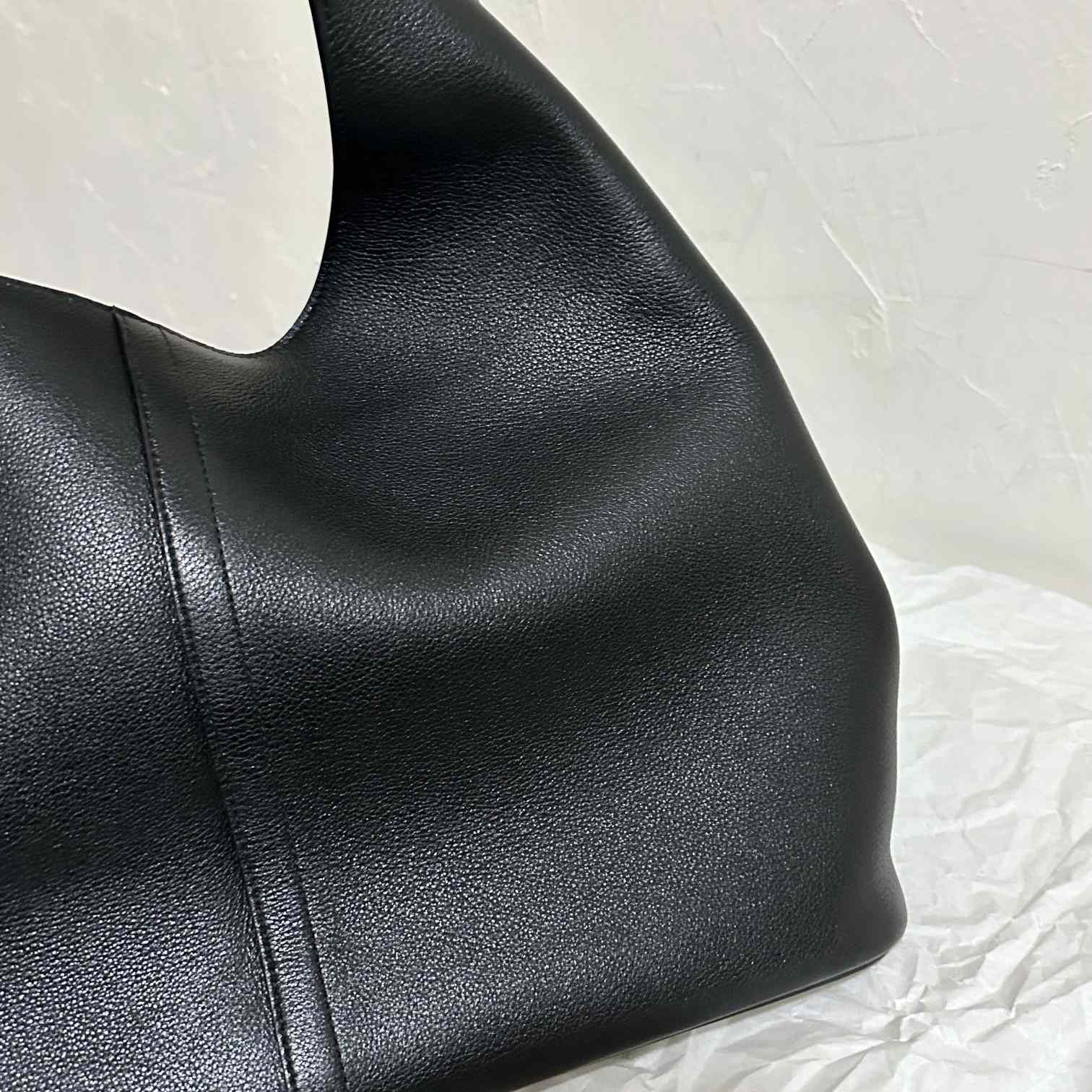 Balenciaga Women's Locker Medium North-South Hobo Bag In Black  - PerfectKickZ
