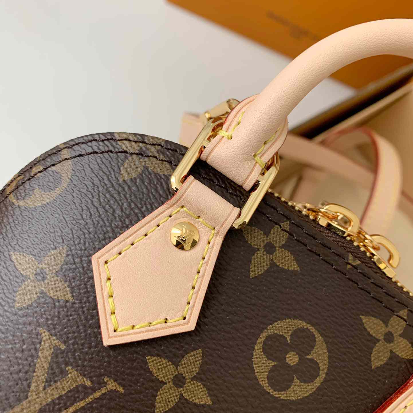Louis Vuitton Nano Alma   M82717 - 