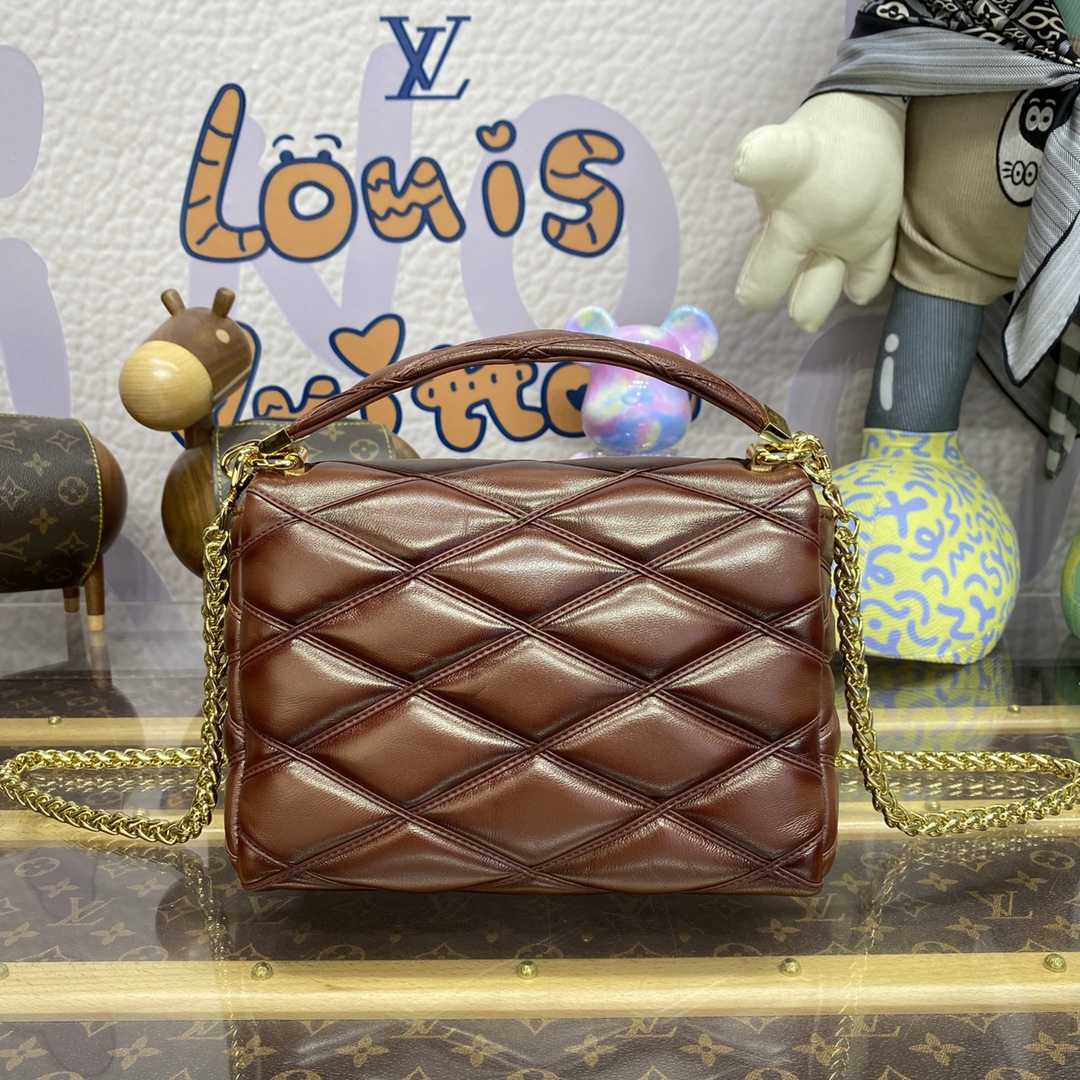 Louis Vuitton GO-14 MM   M23601 - PerfectKickZ