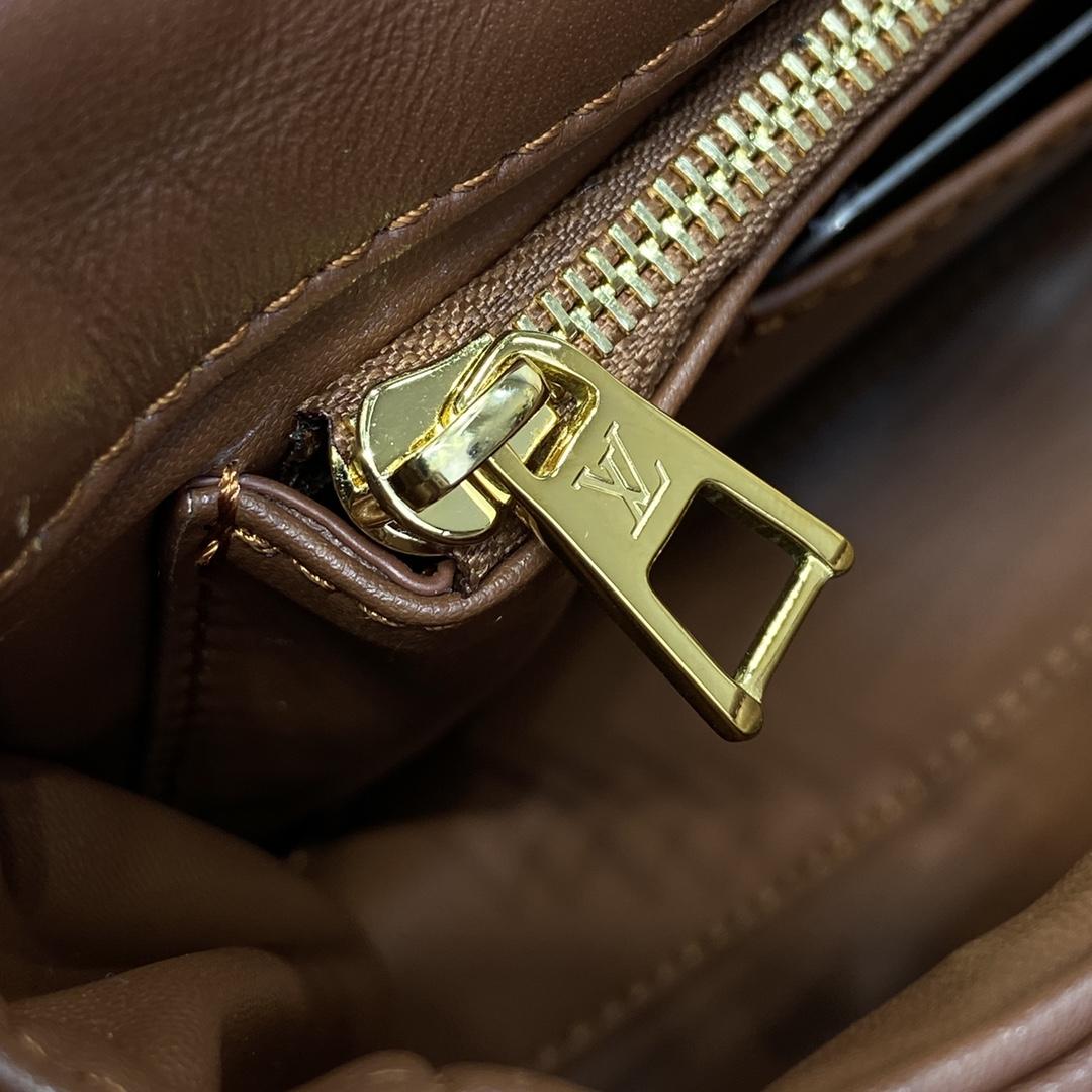 Louis Vuitton GO-14 MM   M23601 - PerfectKickZ