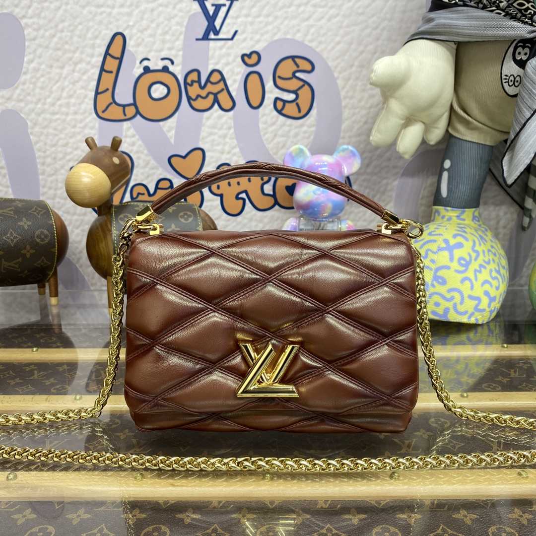 Louis Vuitton GO-14 MM   M23601 - PerfectKickZ