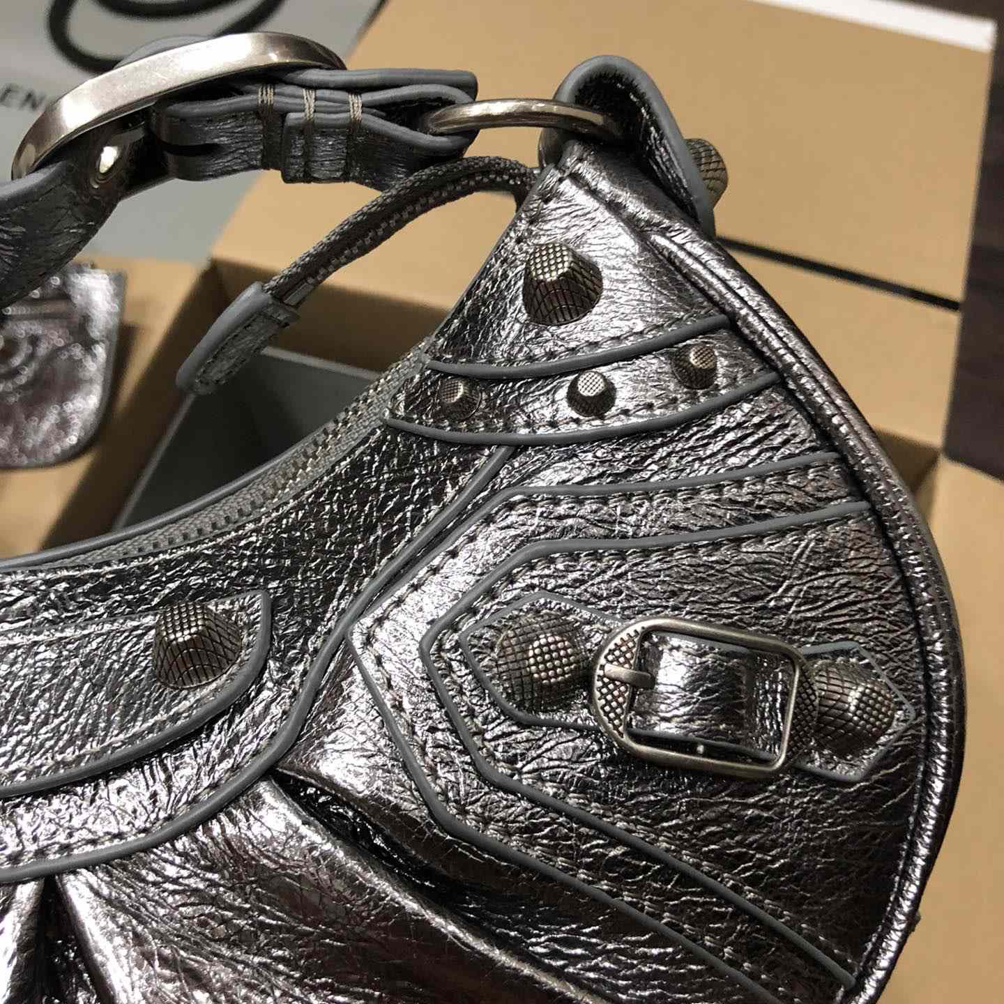 Balenciaga Le Cagole Mini Shoulder Bag (26-16-6.5cm) - PerfectKickZ
