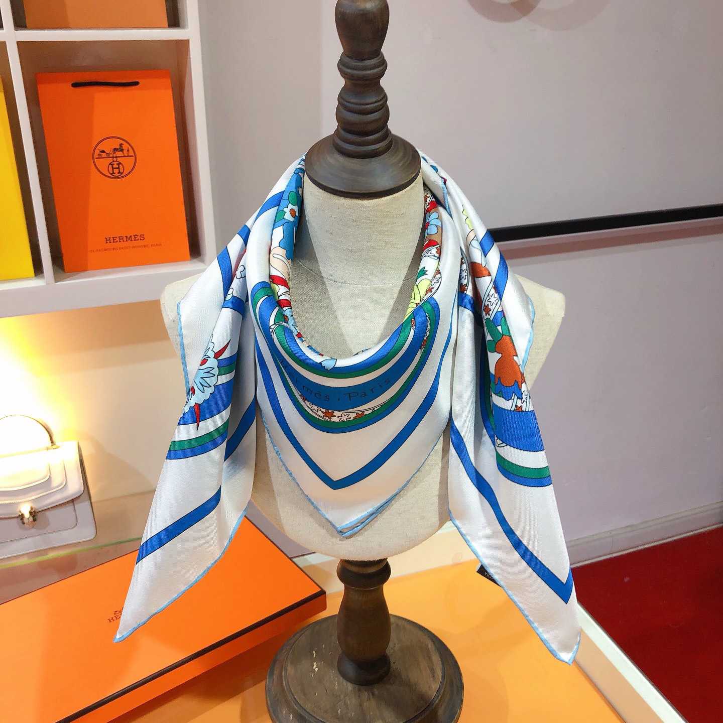 Hermes La Danse Du Printemps Scarf   90cm - PerfectKickZ