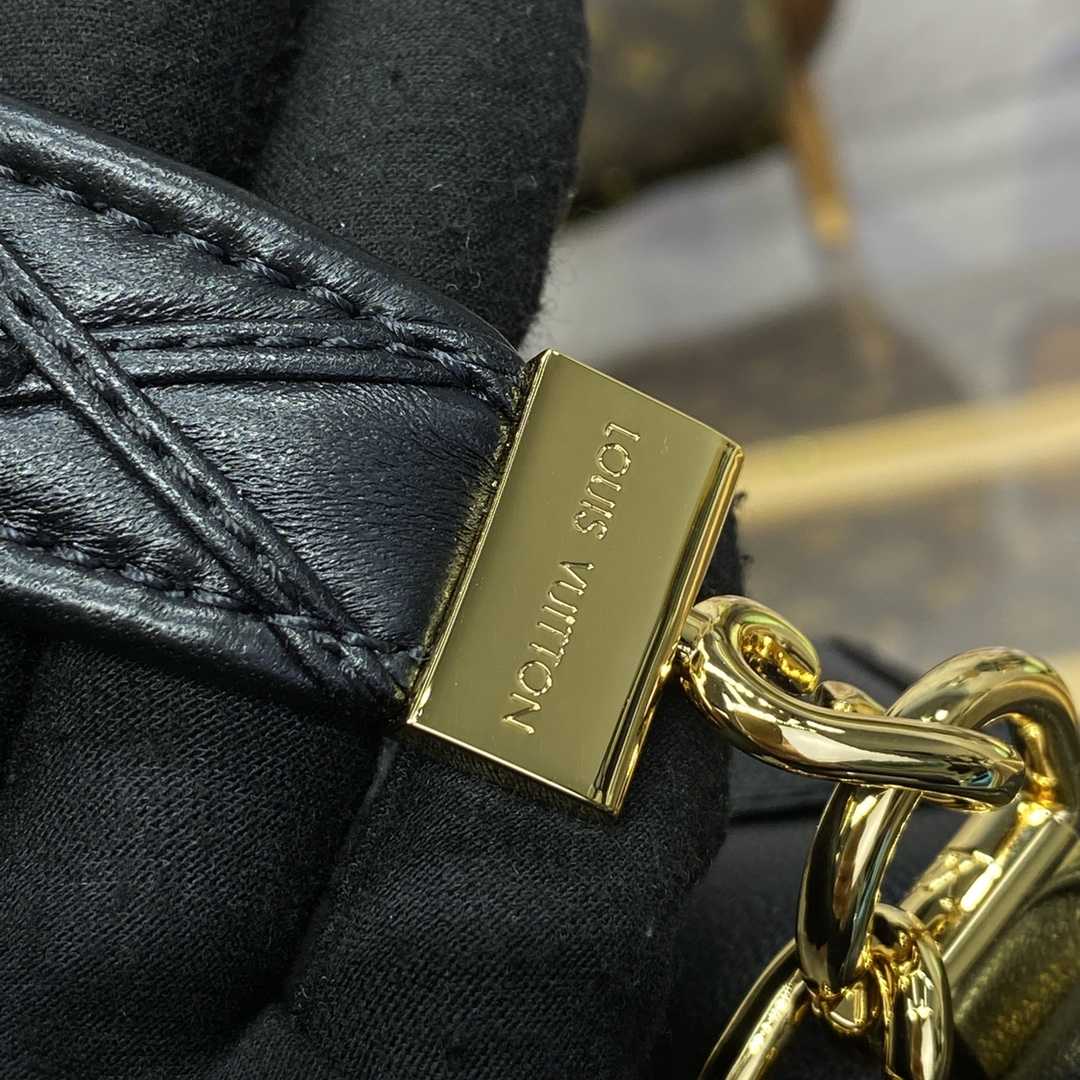 Louis Vuitton GO-14 MM   M22891 - PerfectKickZ