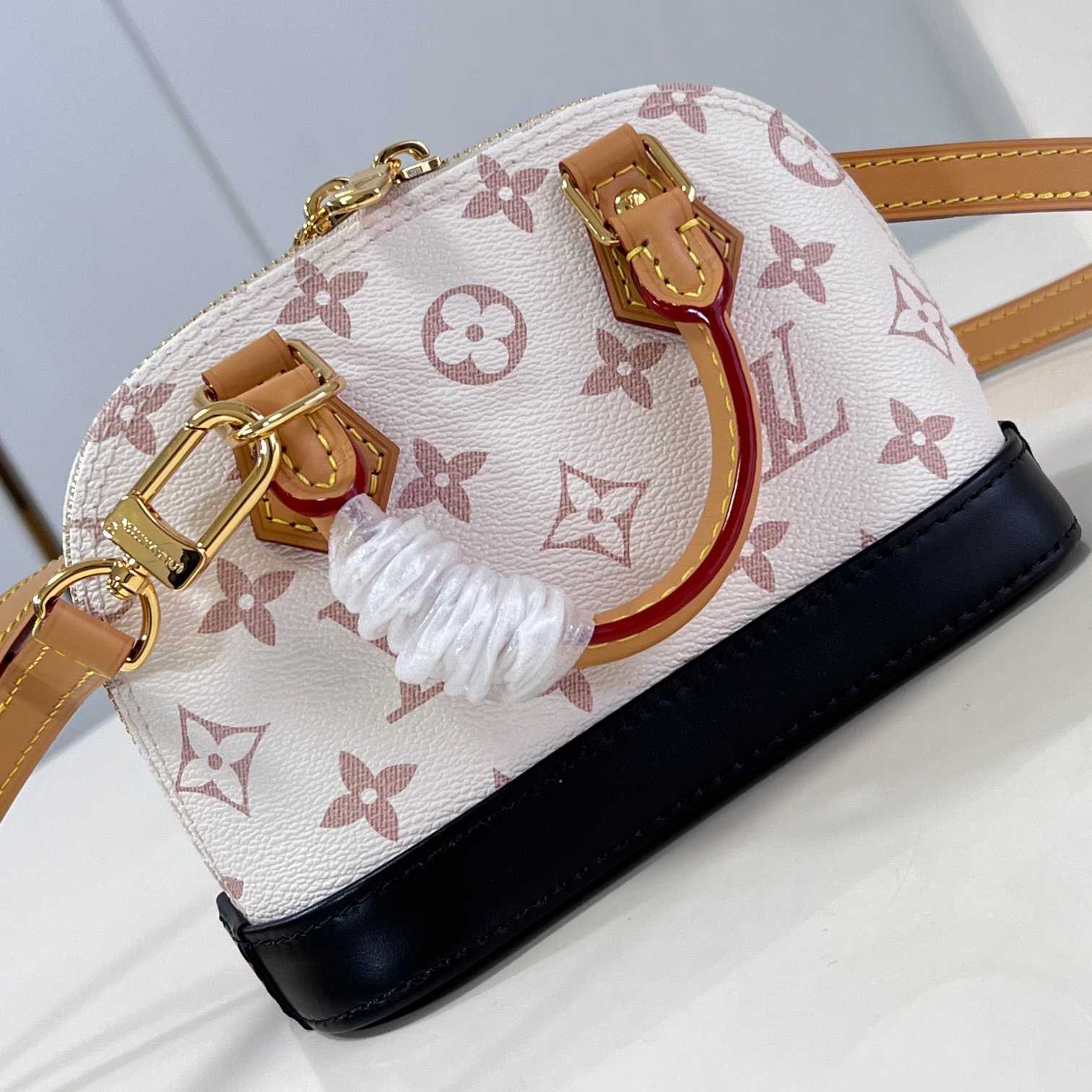 Louis Vuitton Nano Alma   M46895 - PerfectKickZ